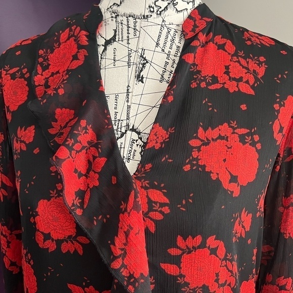 7 for $30 Zara Long Sleeve Dress - Picture 2 of 10